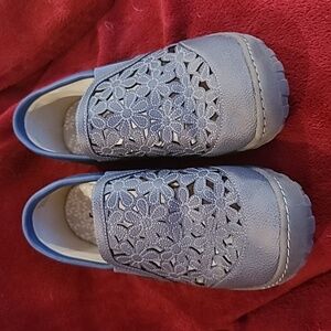 JBU By Jambu Wildflower Moc Comfort Shoes Blue Floral Cutout Slip On Size 9